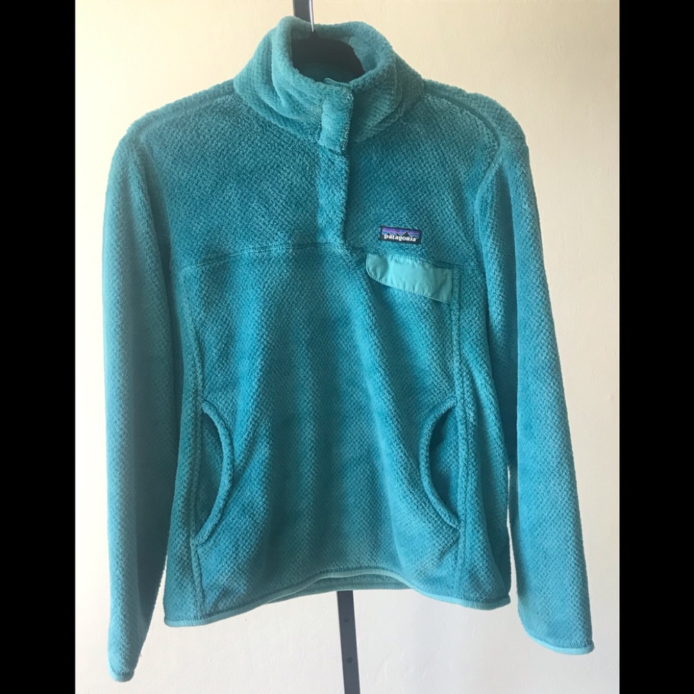 Teal Synchilla t-snap size M